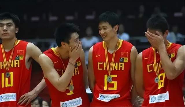 开云真人-两场世预赛过后,中国男篮已经告别了广东时代